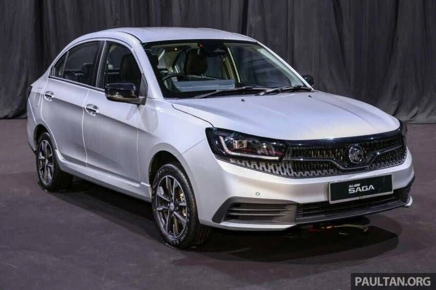 Proton Saga MC3 warna Armour Silver dari sudut hadapan tiga suku