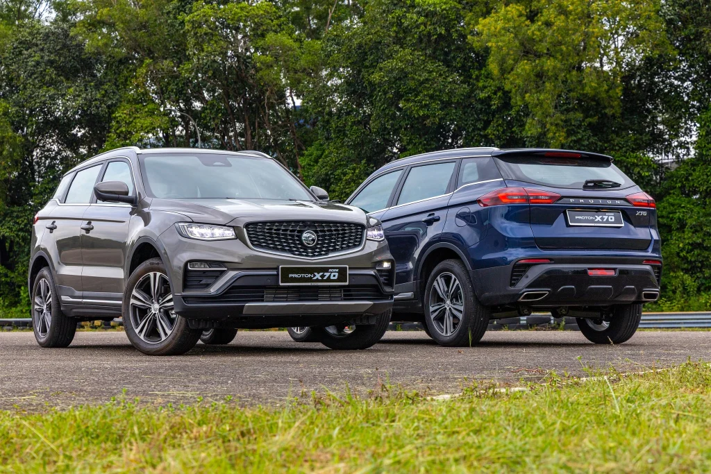 Proton X70 MC3 2026 pandangan depan dan belakang dengan reka bentuk SUV premium moden di Malaysia